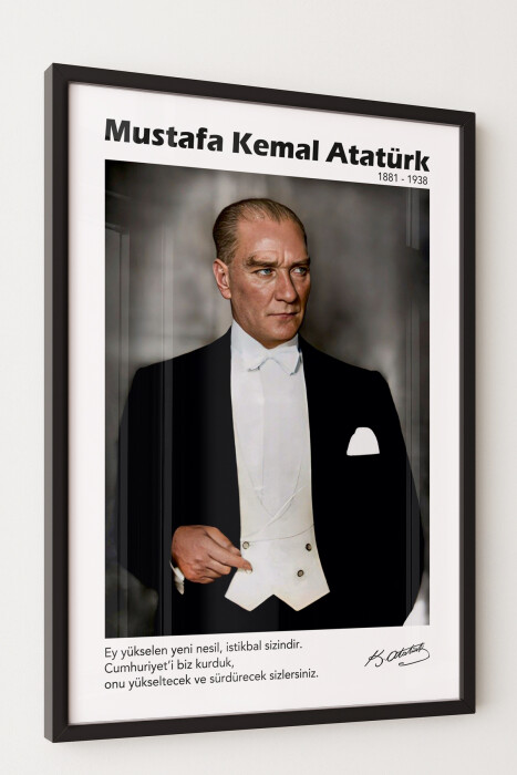 Siyah Çerçeveli Mustafa Kemal Atatürk Duvar Tablosu Sanatsal Modern Duvar Dekoru Poster - 1