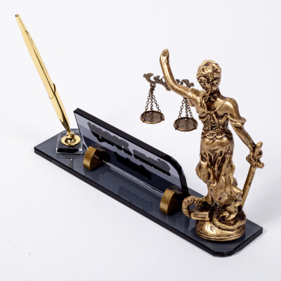 Themis Biblolu Kristal Masa İsimliği Hediye Avukat Ofis İsimlik - 3